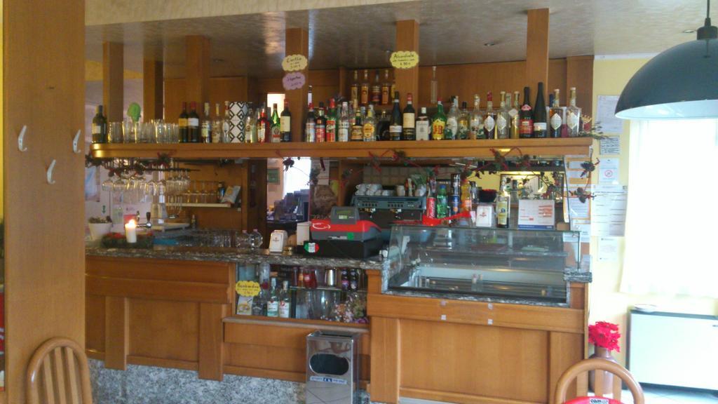 Hotel Toresela Bike Am Gardasee 토르볼레 외부 사진