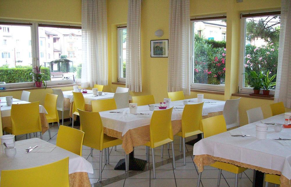 Hotel Toresela Bike Am Gardasee 토르볼레 외부 사진