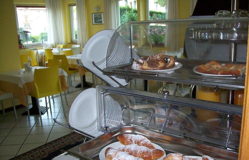 Hotel Toresela Bike Am Gardasee 토르볼레 외부 사진