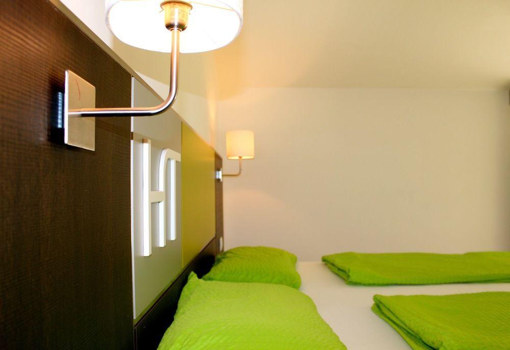 Hotel Toresela Bike Am Gardasee 토르볼레 외부 사진
