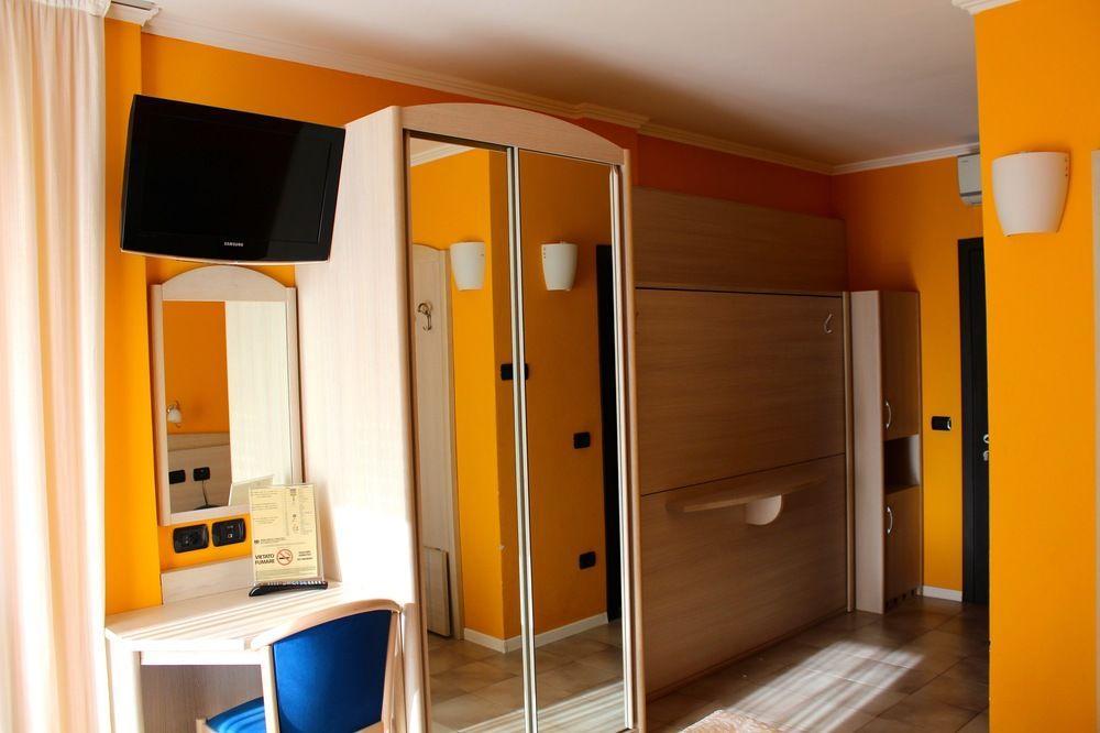 Hotel Toresela Bike Am Gardasee 토르볼레 외부 사진